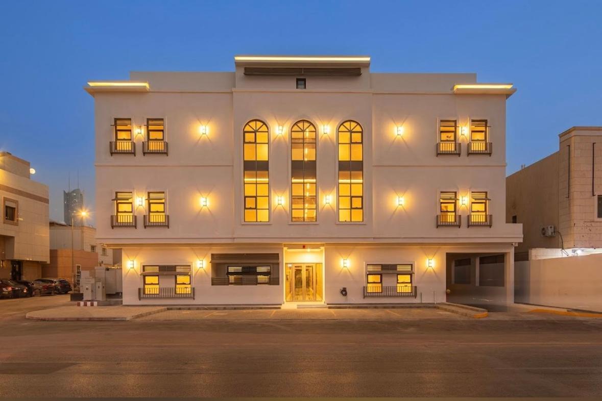 شقة Cosy In Al Malqa With Terrace, Prime Location, Self Check-in الرياض